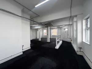 High Street - click for photo gallery